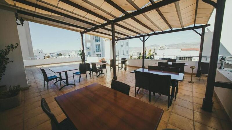 City Royal Hotel