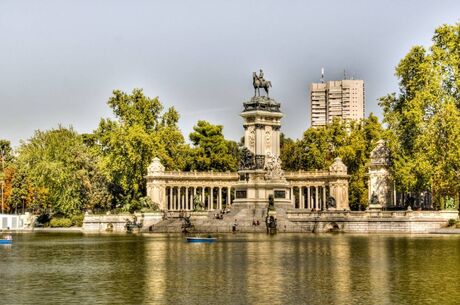 Büyük İspanya Turu Pegasus Hava Yolları İle 7 Gece 8 Gün Yaz Dönemi BCN-MAD TT001