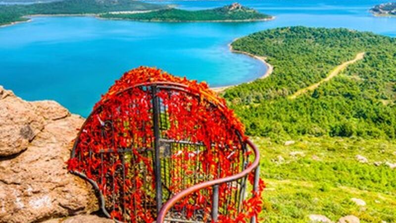 Assos Ayvalık Bozcaada Turu (1 Gece Otel Konaklamalı)