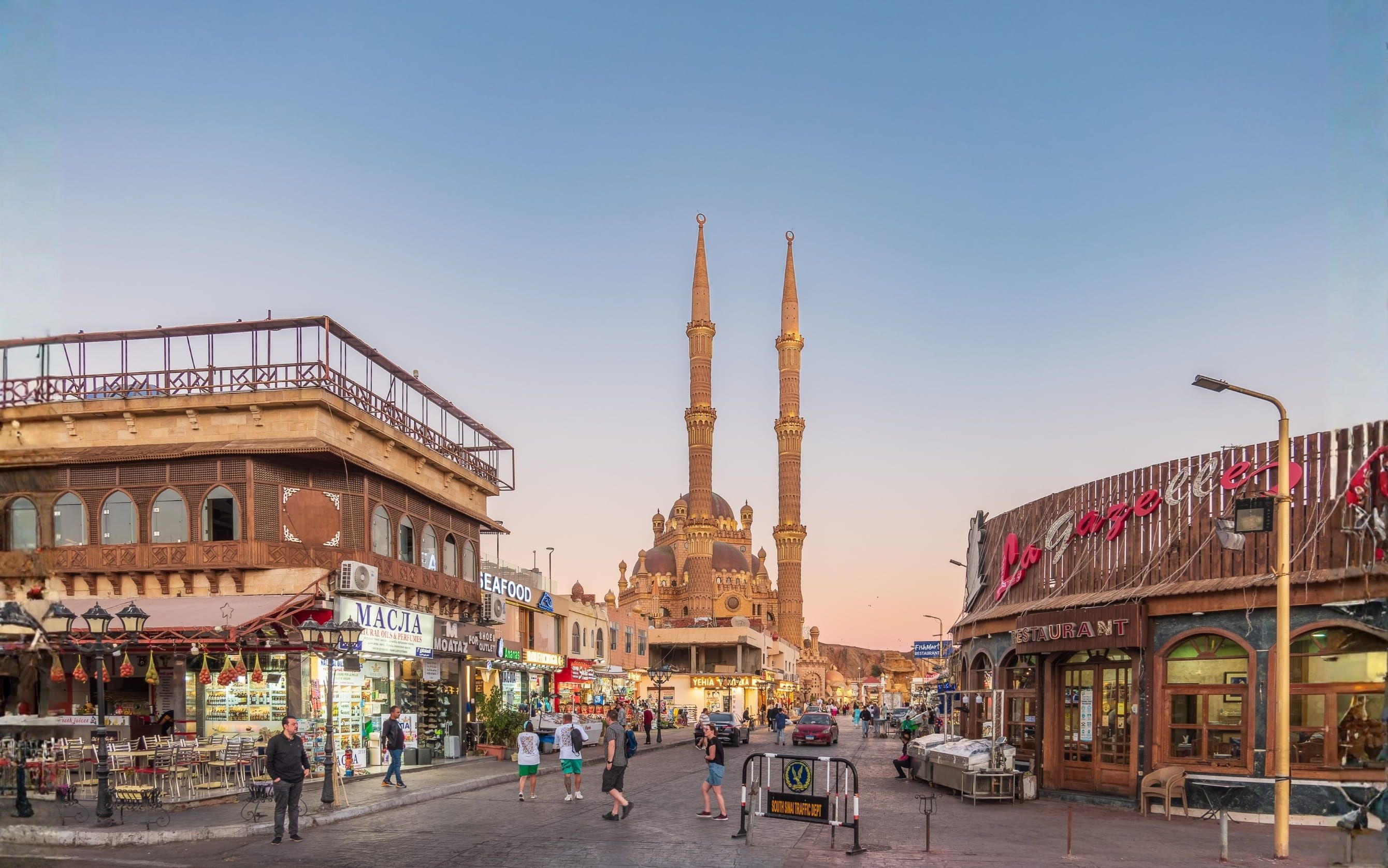 Sharm Kahire ve İskenderiye Masalı (Şehir Turları ve Khan El Khalil Çarşısı Turu Dahil)