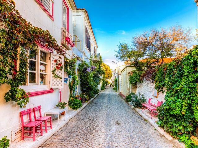 Diyarbakır Çıkışlı Uçaklı Kuzey Ege Turu (Foça ve Ayvalık Tekne Turu ile) 4 Gece Konaklamalı