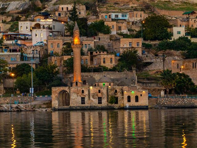 Ankara Çıkışlı Uçaklı Butik Mardin, Urfa, Gaziantep Turu (2 Gece Konaklamalı)