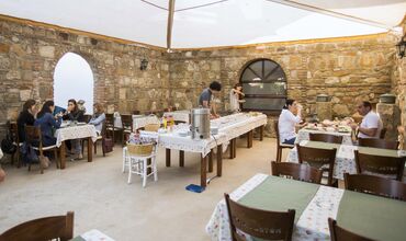 Bozcaada Fahri Hotel