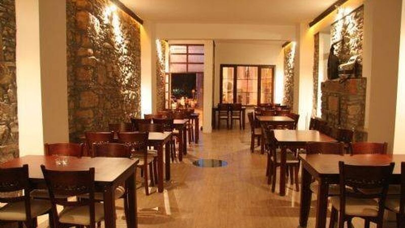 Bozcaada Fahri Hotel