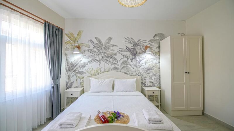 Lutro Otel Bozcaada