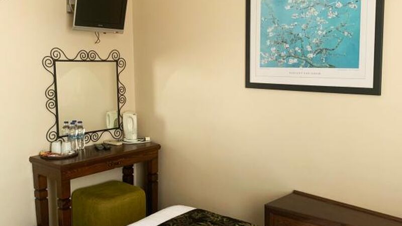 Mitos Hotel