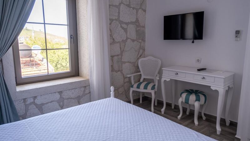 TaşAda Hotel