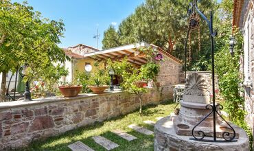 Lunaria Guest House