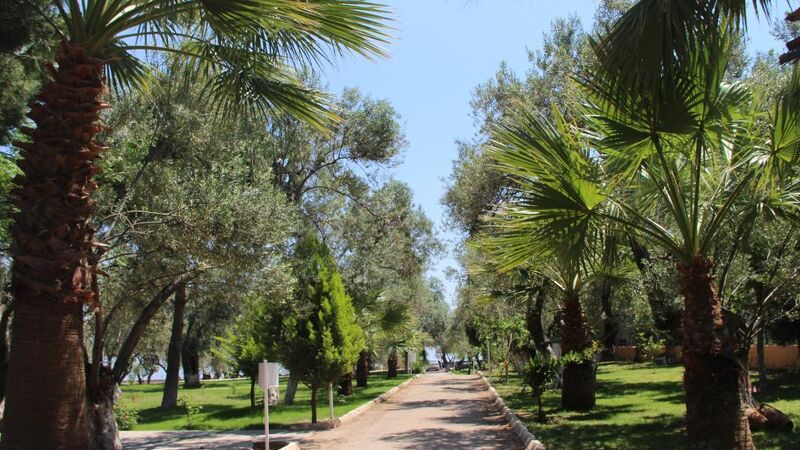 Kayalar Blue Beach & Hotel