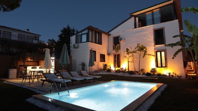 Myrodia by Etapaltınel