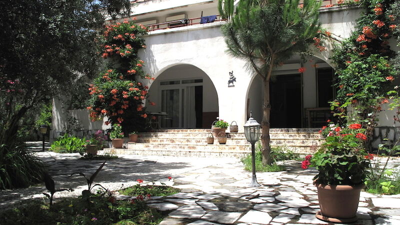 Ada Art Misafir Evi