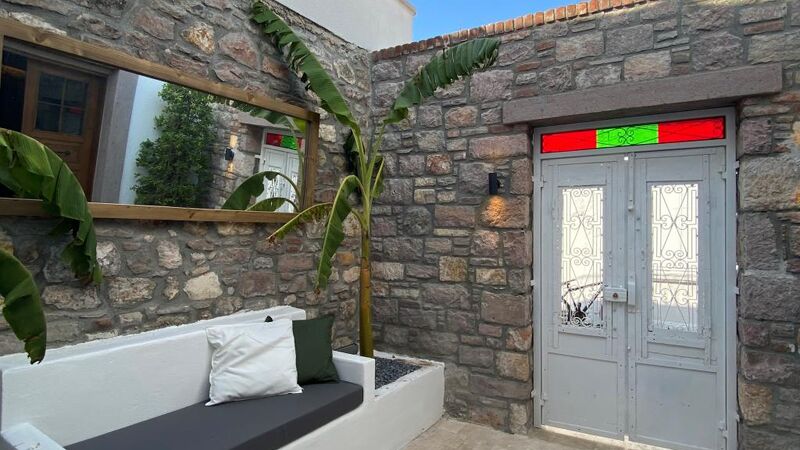 Min Ayvalık (Adults Only +12)