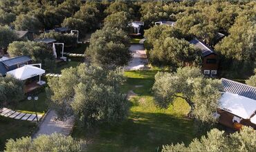 Gulet Tiny House Hotel