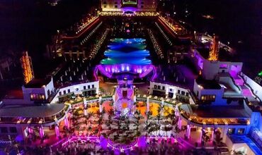 Cratos Premium Hotel & Port & SPA