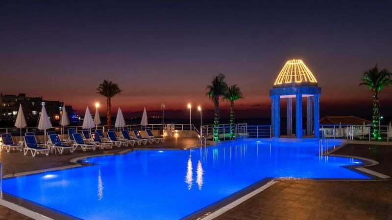 Dome Hotel