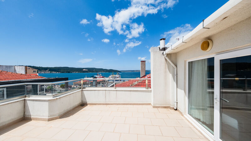 Parion House Hotel