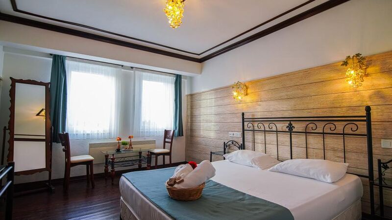 Bozcaada Fahri Hotel