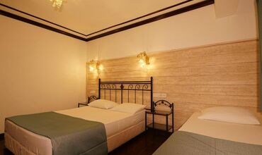 Bozcaada Fahri Hotel
