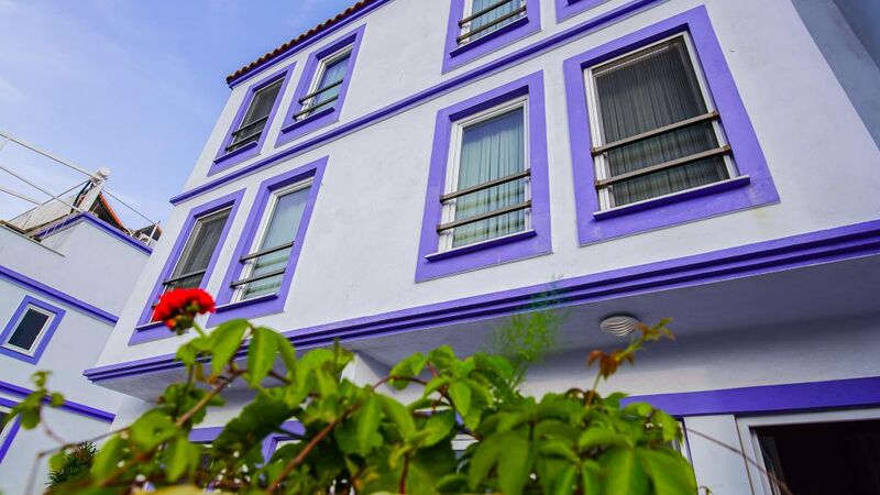 Bozcaada Fahri Hotel