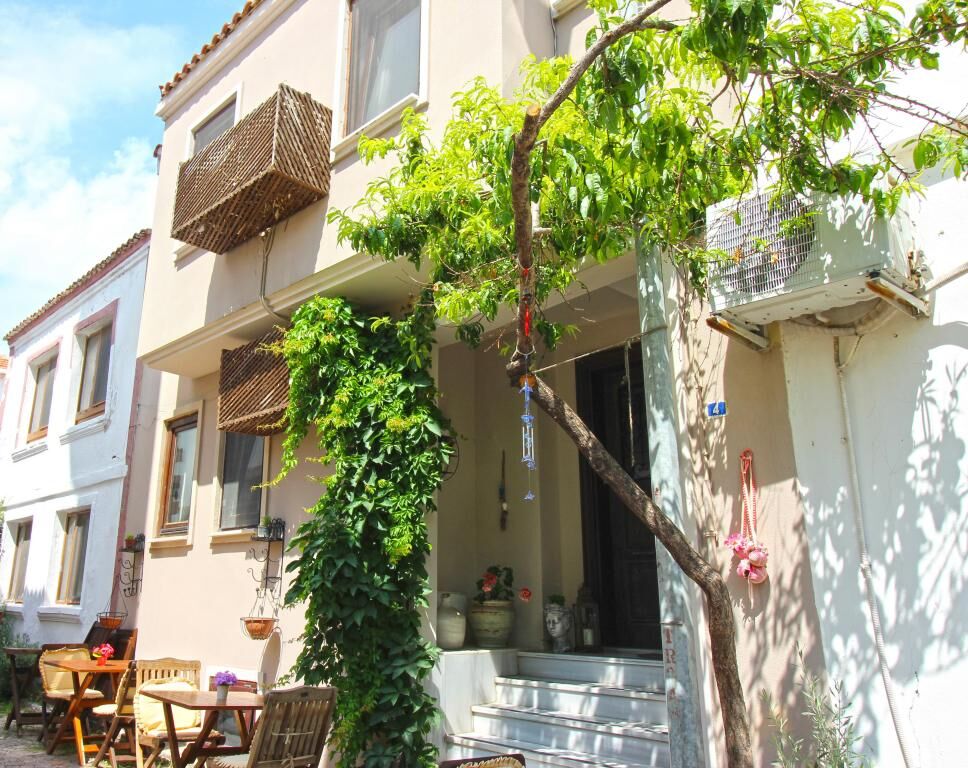 Öykü Otel Bozcaada