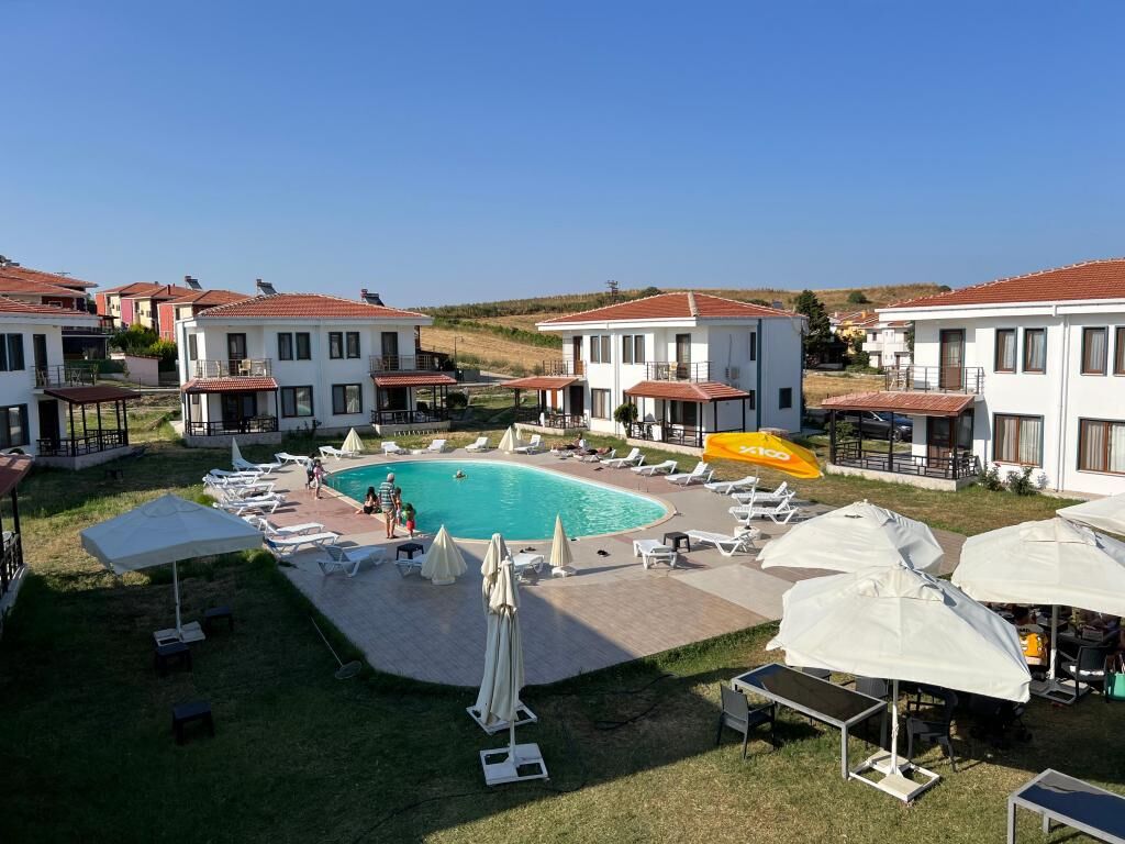 Kalanora Resort Hotel