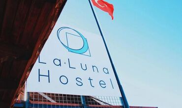 La Luna Hostel