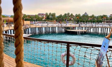 Blue Marlin Deluxe Spa & Resort