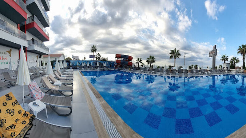 Grand Kolibri Prestige & Spa