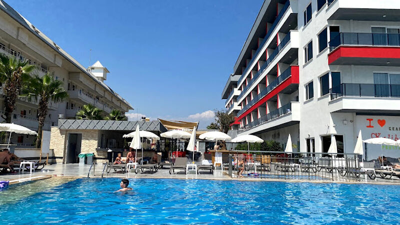 Grand Kolibri Prestige & Spa