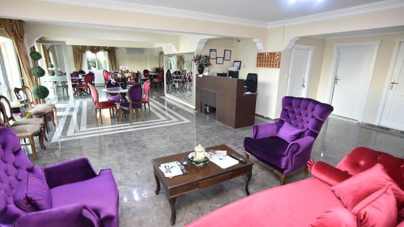 Uzunhan Hotel Ayvalık ( 12 Yaş Üstü )