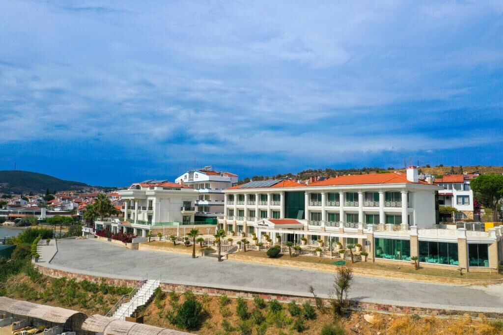 Cunda Kıvrak Otel