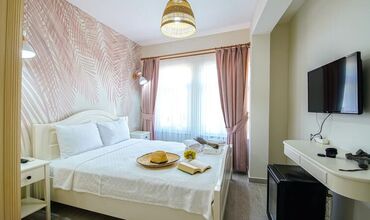 Lutro Otel Bozcaada