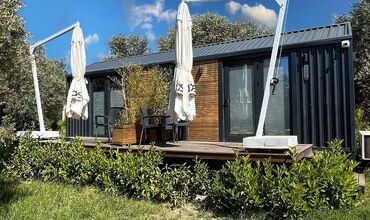 Gulet Tiny House Hotel