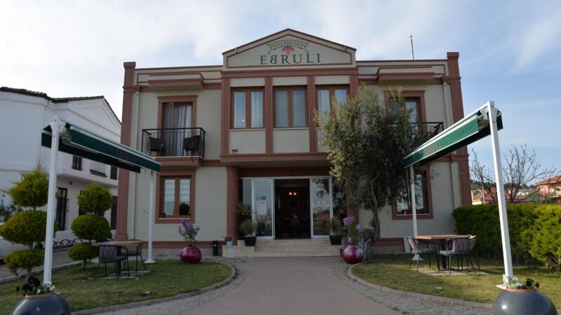 Cunda Ebruli Hotel