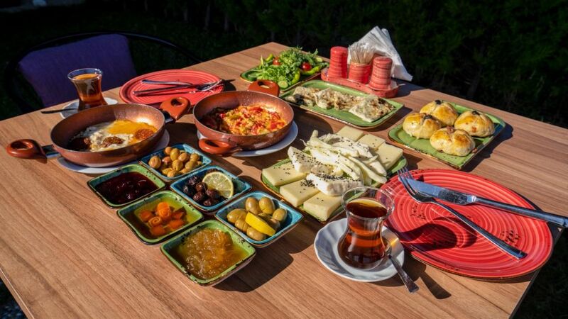 Cunda Ebruli Hotel