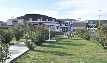 Assos Troy Beach Hotel