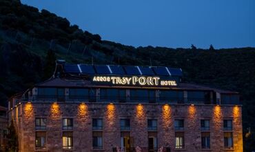 Assos Troy Port Hotel
