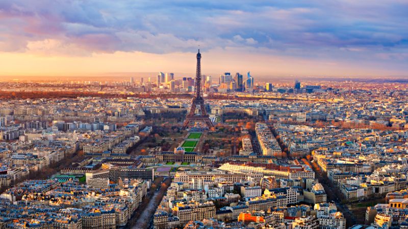 BENELÜX & PARİS İKONLARI TURU AJET HAVA YOLLARI İLE 3 GECE Sabah Paris Gidiş – Akşam Köln Dönüş