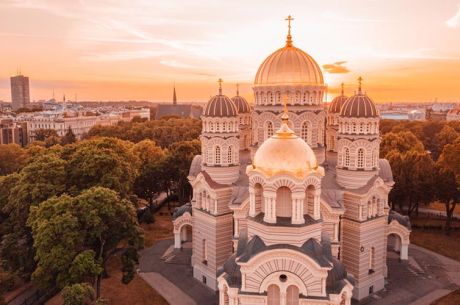 Baltıklar'da 2 Ülke Turu Riga & Tallinn THY İle Yılbaşı Özel 3 Gece 4 Gün (RIX-TLL)