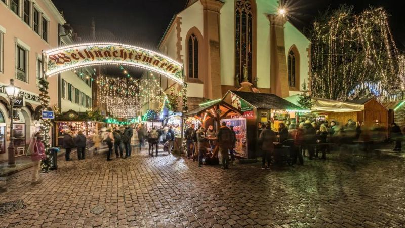 NOEL PAZARLARI İSVİÇRE – ALMANYA -FRANSA TURU AJET Havayolları ile 3 Gece / 4 Gün