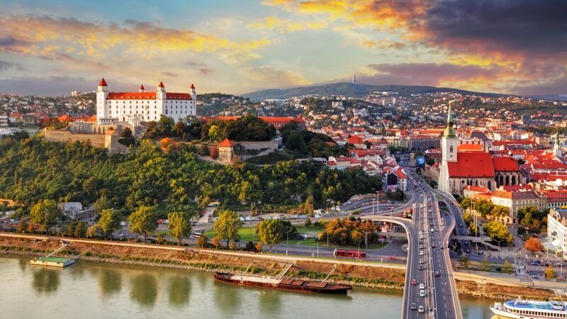 Kosovalı Büyük Balkanlar Turu AJet ile Extra Turlar ve Akşam Yemekleri Dahil PRN-PRN