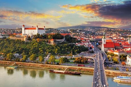 Kosovalı Büyük Balkanlar Kurban Bayramı Özel  AJet ile Extra Turlar ve Akşam Yemekleri Dahil PRN-PRN