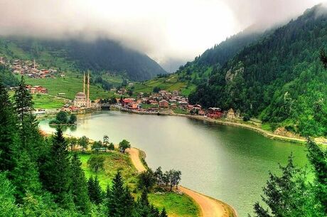 Antalya Çıkışlı Uçaklı Karadeniz Yaylalar ve Batum Turu | 3 Gece Otel Konaklamalı