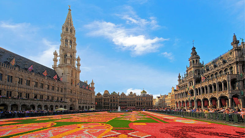 Mega Benelüx & Paris & Colmar & Köln Turu Pegasus Havayolları ile 7 Gece 8 Gün (CRL-CRL) IS001