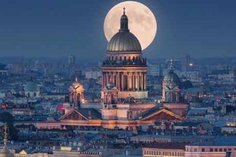 VİZE DAHİL BİR RUSYA MASALI TURU Moskova & St. Petersburg 
