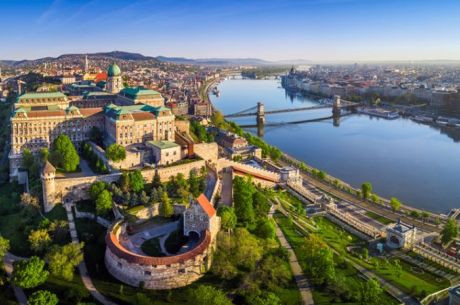 BERLİN VE HALLSTATT ILE  BİR ORTA AVRUPA MASALI TURU Pegasus Havayolları ile 7 gece