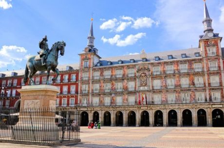 İZMİR’DEN İTALYA & FRANSA & İSPANYA TURU SunExpress HY Tarifeli Seferi ile Gidiş / Türk Hava Yolları Özel Seferi ile Dönüş ile 7 gece