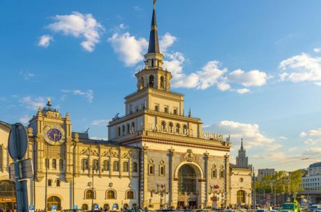 VİZE DAHİL BİR RUSYA MASALI TURU Moskova & St. Petersburg