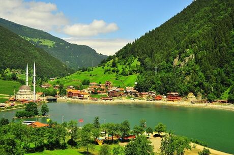 Uçaklı Karadeniz Yaylalar ve Batum Turu (Batum Konaklamalı) 3 Gece Konaklamalı İstanbul Çıkışlı 