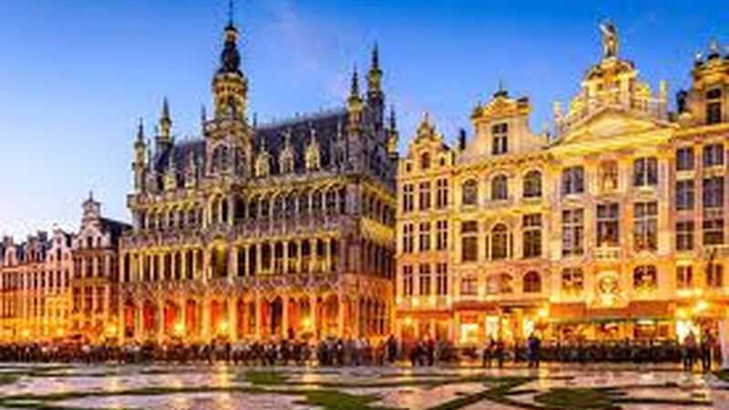 Mega Benelux & Paris & Colmar & Köln Türk Havayolları İle 7 Gece 8 Gün DUS - STR IS001